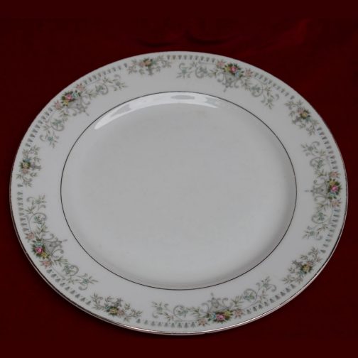 Royal Cameo Alexis Dinner Plate