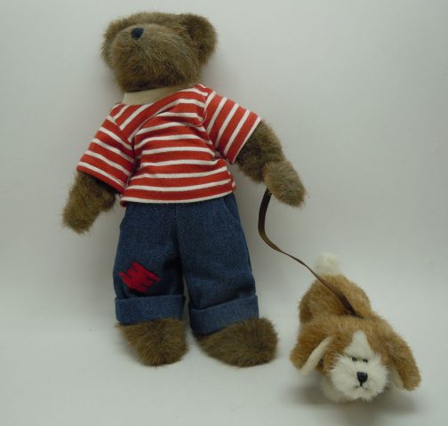 Boyds Bears Walking the Dog