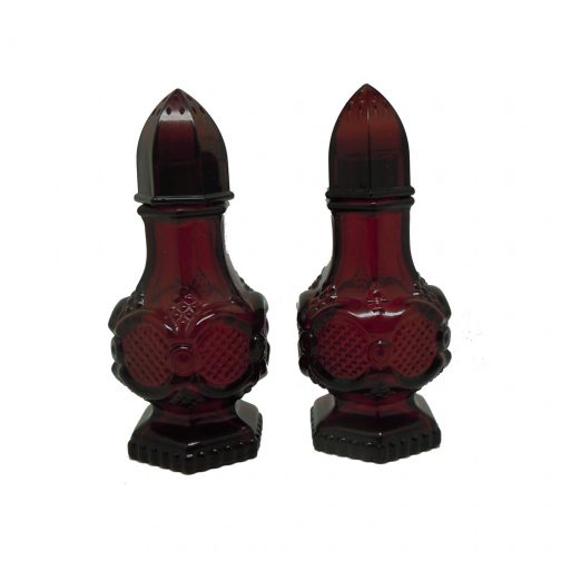 Avon Cape Cod Salt & Pepper Set