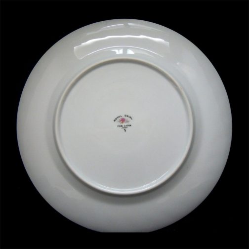 Fine China of Japan Royal Swirl Dinner Plate Bottom